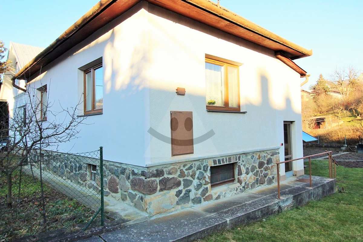 Vidiecky rodinný dom na pozemku 680 m2, Chrenovec - Brusno