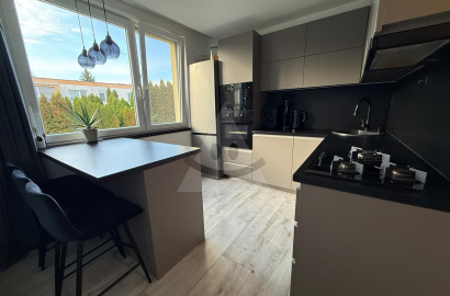 Na predaj moderný 3-izbový byt (77 m2) na sídlisku Lúčky v Bojniciach